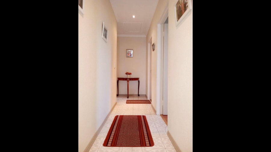 2 Bedroom Property for Sale in Viking Village Western Cape